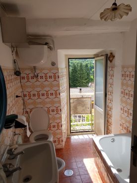 https://www.progettocasa1.it/immagini_immobili/04-06-2020/appartamento-vendita-montelanico-roma-via-corte-vecchia-64-254.jpg