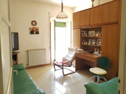 https://www.progettocasa1.it/immagini_immobili/10-05-2022/appartamento-vendita-colleferro-roma-via-santa-barbara-30-499.jpg