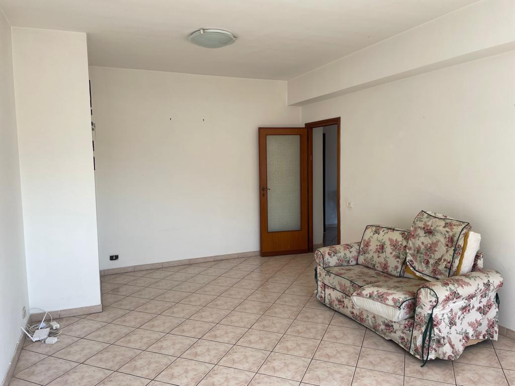 https://www.progettocasa1.it/immagini_immobili/15-07-2022/appartamento-vendita-colleferro-roma-via-fontana-delloste-52-500.jpg