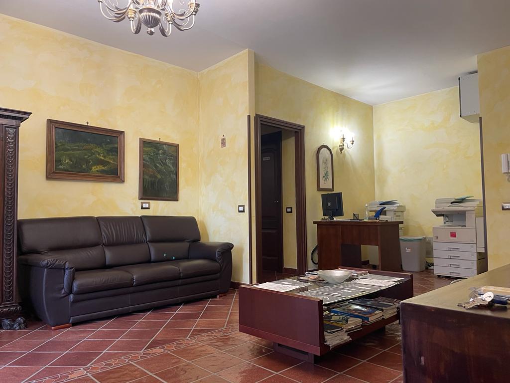 https://www.progettocasa1.it/immagini_immobili/18-04-2023/appartamento-vendita-colleferro-roma-via-quattrocchi-481.jpg