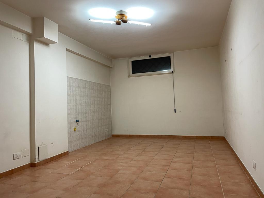 https://www.progettocasa1.it/immagini_immobili/21-10-2022/appartamento-vendita-colleferro-roma-via-san-benedetto-9-674.jpg