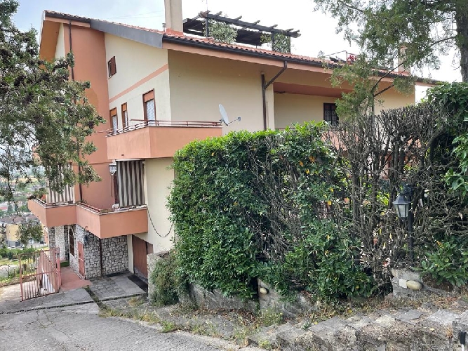 https://www.progettocasa1.it/immagini_immobili/30-05-2022/appartamento-vendita-colleferro-roma-via-traiana-76-345.jpg