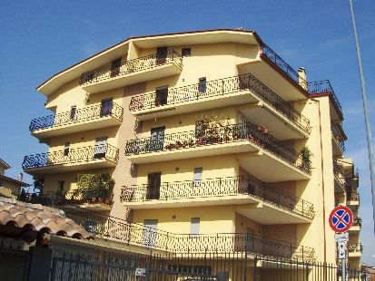 https://www.progettocasa1.it/immagini_immobili/30-06-2022/appartamento-vendita-colleferro-roma-via-quattrocchi-144.JPG